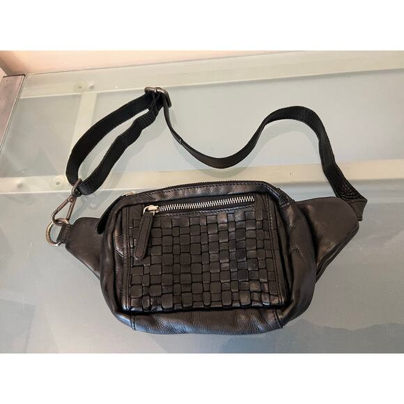 Vilenca Holland black woven leather fanny pack belt bag unisex bottega purse - Picture 1 of 6